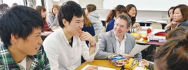 英語国際学部