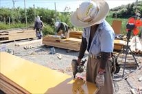 仲宗根工業 翁長　健