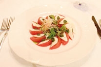 ザ・ナハテラス 与那嶺　裕子