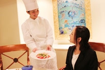 ザ・ナハテラス 与那嶺　裕子