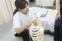 おなが整骨院 夏秋友美