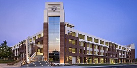 コスムネズ・リバー・カレッジ